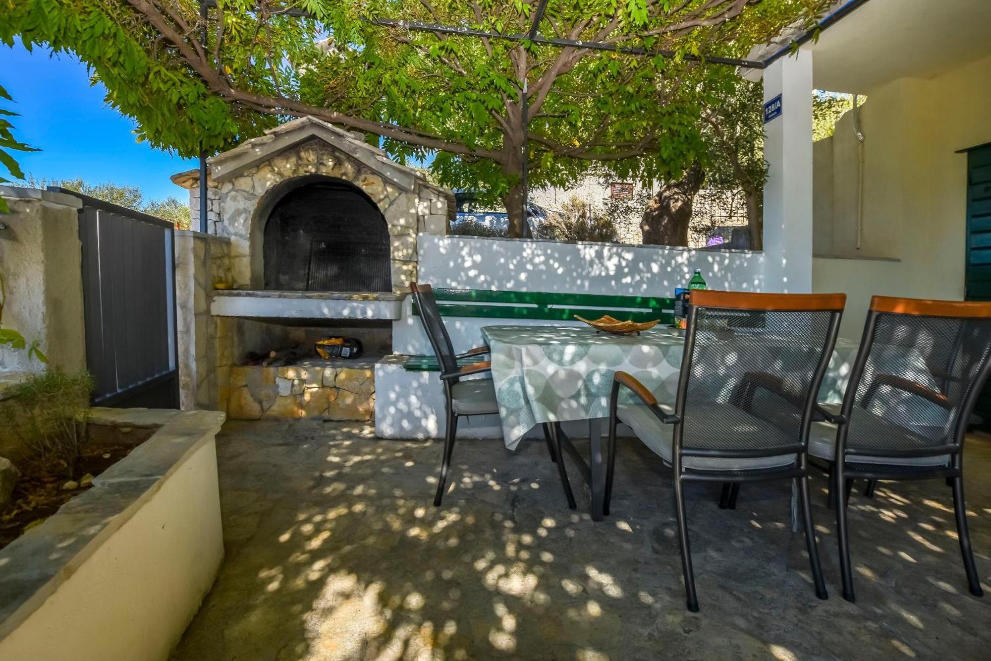 Holiday Home Marija - Beautiful Location Close To The Sea Sevid Luaran gambar